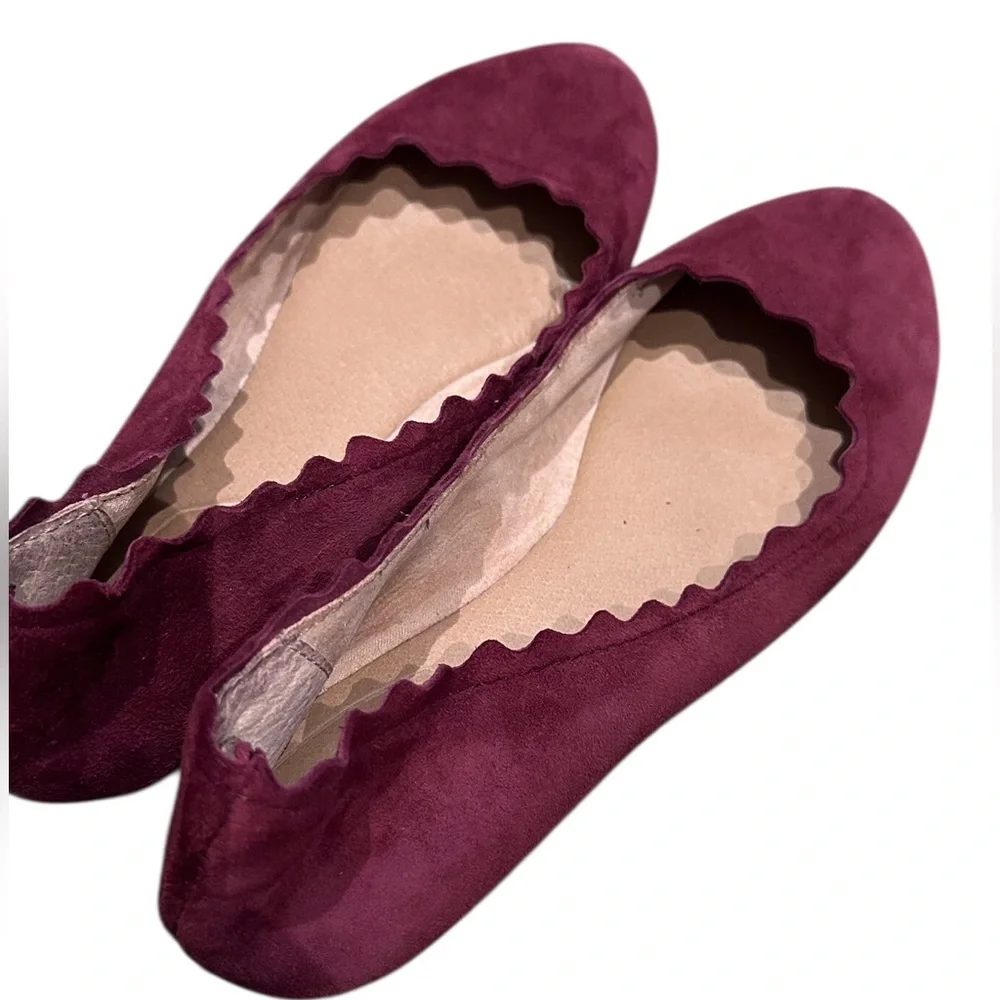 Stitch Fix x Violet & Red Winny Suede Scalloped Flat Shoes Flats Size 6M
